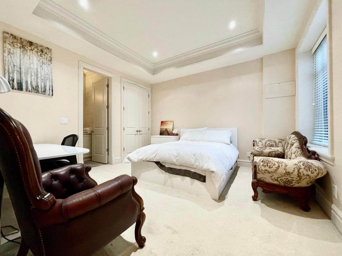 Vancouver Luxury Hotel Kültér fotó